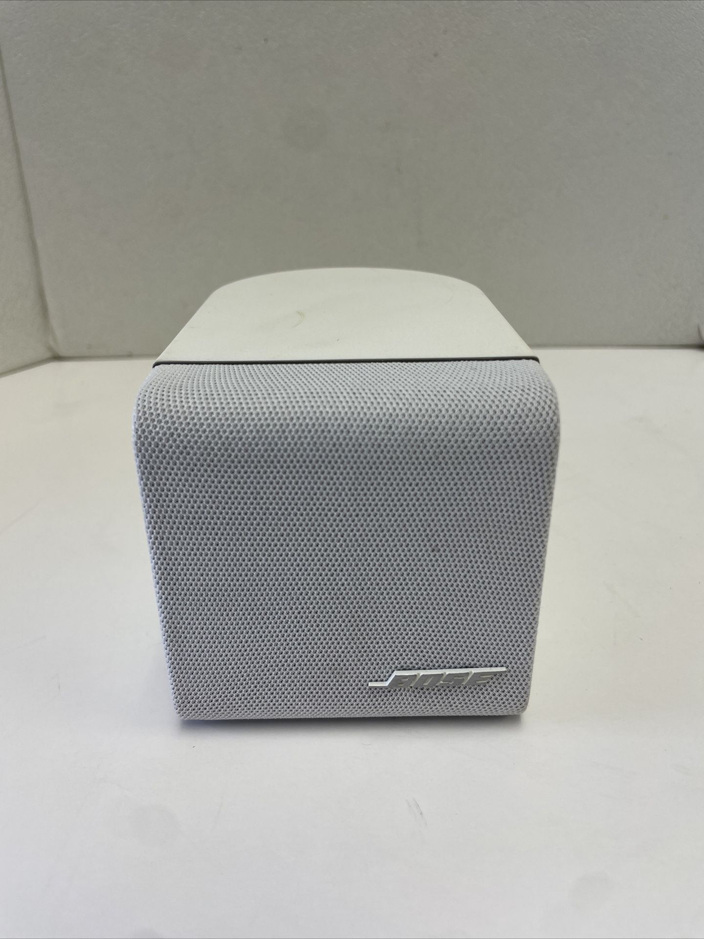 Bose Acoustimass Single Cube Surround Sound Speaker White