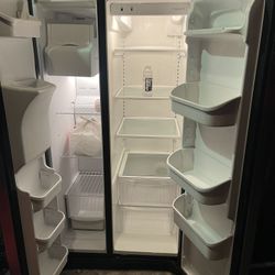 Refrigerador Muy Bueno $180