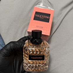 Valentino Perfume Fragrance 