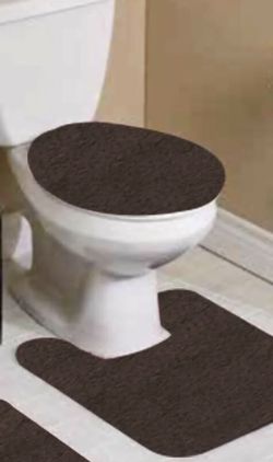 Brown Bath Mat & Toilet Seat Cover