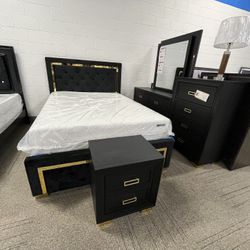 Queen Size Bedroom Set