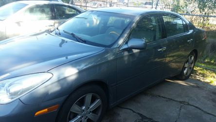2005 lexus