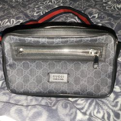 Gently Used Gucci Bumbag