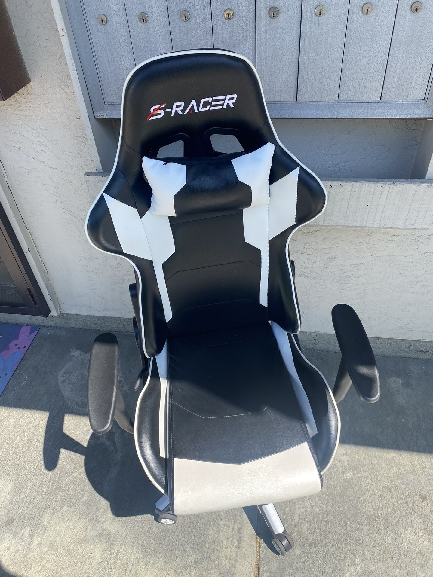 S-Racer Gaming Chair