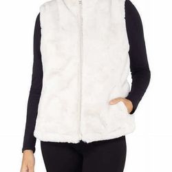 Nicole Miller Women's Plus Reversible Cozy Quilted Faux Fur Insulated Puffer Vest, 2X