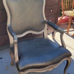 FOR SALE ETHAN ALLEN ACCENT ARMCHAIR