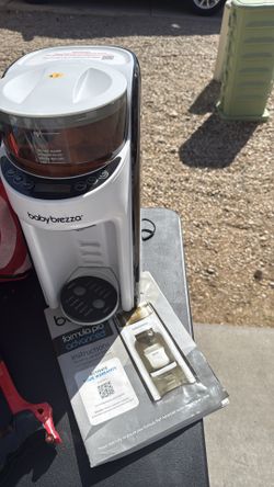 Baby formula maker