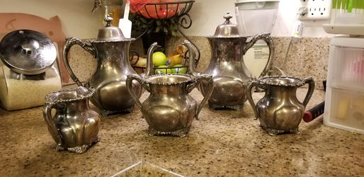 Victor silver Co. Pitcher set