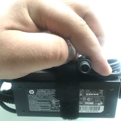 HP OEM Laptop Charger 