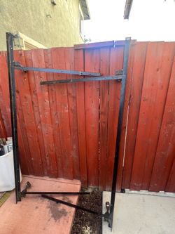 Metal bed frame foldable to twin or full size $20