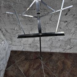 Norwood Music stand