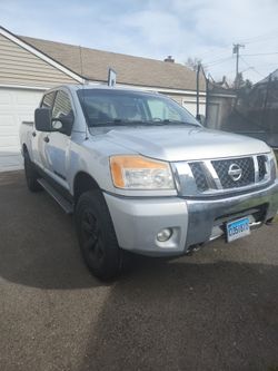 2010 Nissan Titan