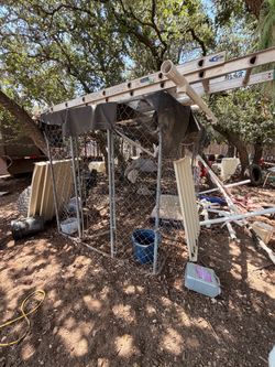 Outdoor Chain Link Dog Kennel