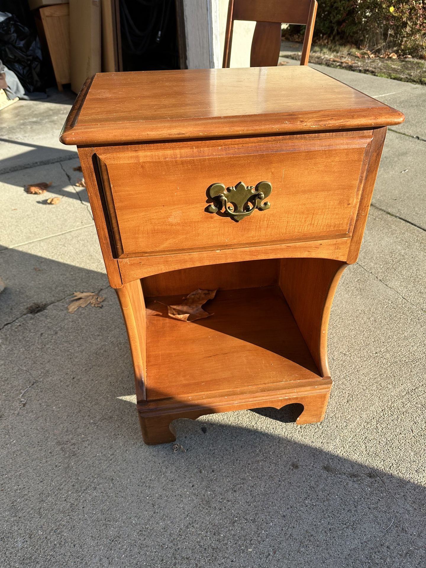 Maple End Table