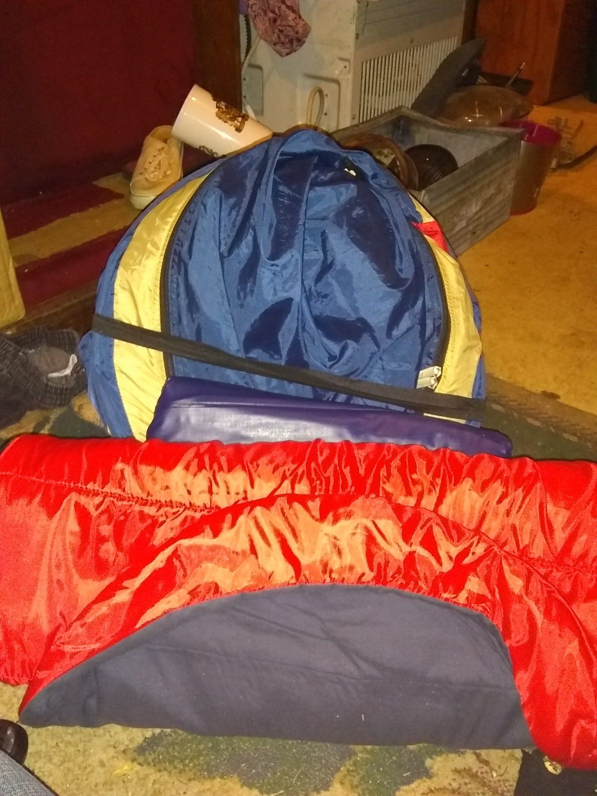 Kidco tent, sleeping bag, air mattress combo