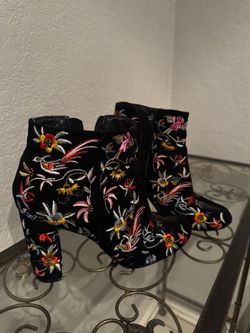 Velvet booties