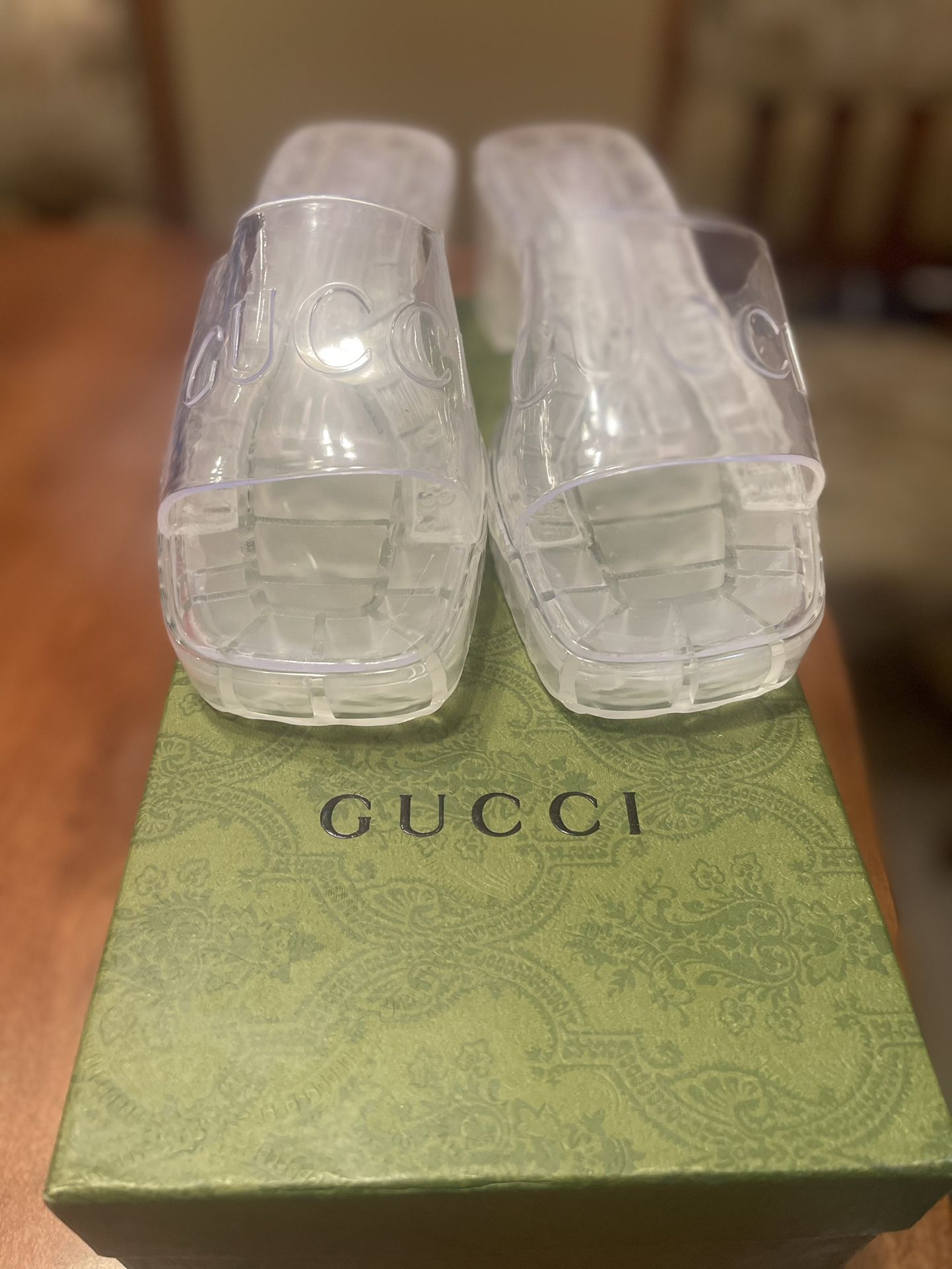 Clear Gucci 