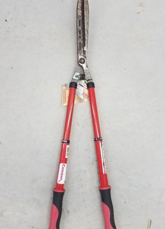 Corona Extendable Forged Steel Head Sheers