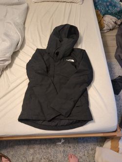 Women's The North Face Insulated Snow Jacket Small