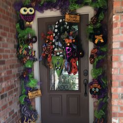 Halloween Door Decor