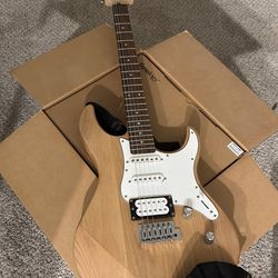 Yamaha PAC112V Guitar