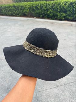 FREE sun hat 🖤