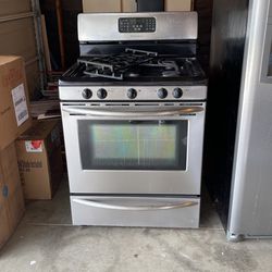 Frigidaire Dishwasher And Stove