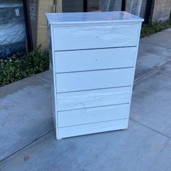 Furniture Sale Chest 5 Drawers Or 2 Nightstands Also The Black Or White. $130 3 Left 