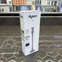 Dyson V8 ((Take It Home In Payments/ llévatelo a casa en pagos) 