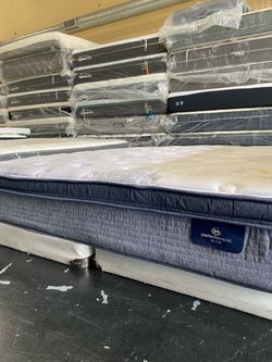 King mattress pillowtop serta