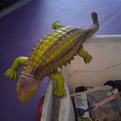 Dinosour