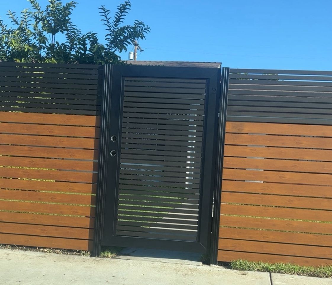 Fabricated Gates Low Price