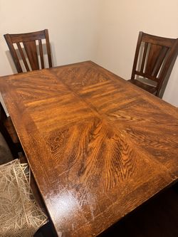 Oak table for sale