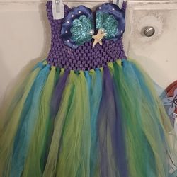 Mermaid Dress Size 3-4 Yrs 