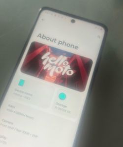 Moto- g.   Motorola  metro pcs