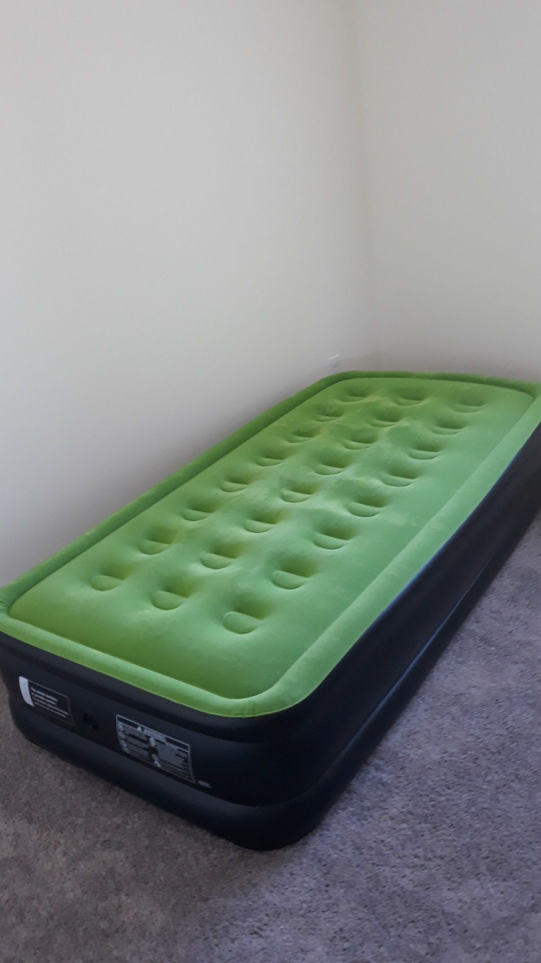 Twin sized air mattress