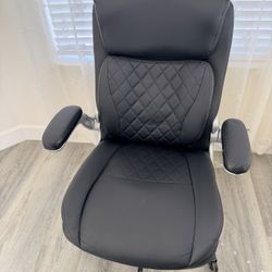 Black Office Chair