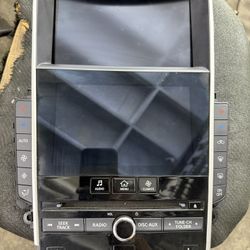 2020 Infiniti Q50/q60 Center Screens 