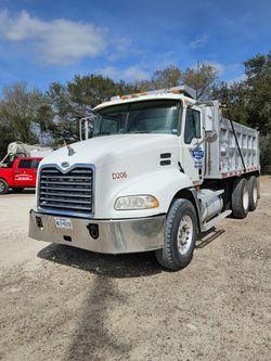 En Venta Dump Truck Mack Visión 2006