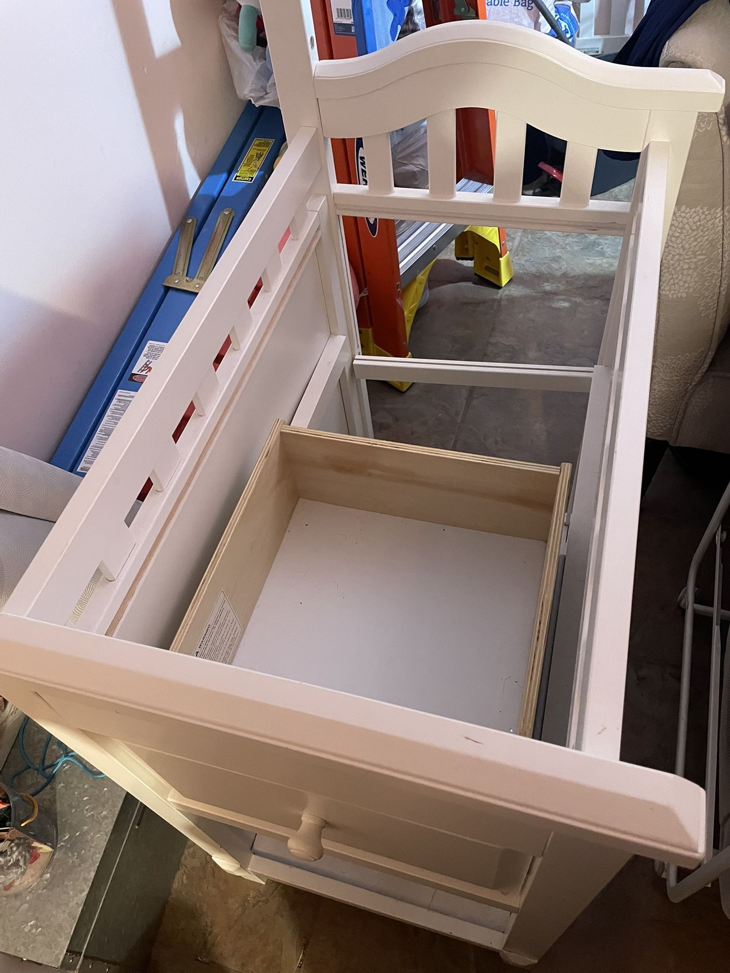 Baby Crib With Storage