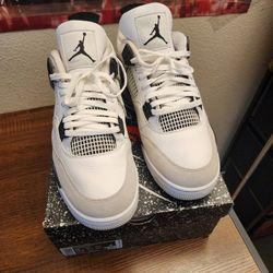 Jordan 4 Military Grey Size 13