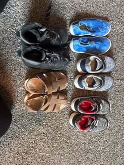 Boys shoes
