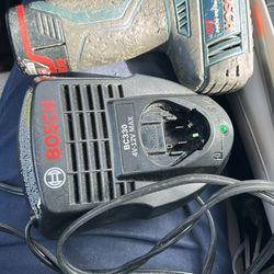 Bosch quarter inch drill driver with charger and battery