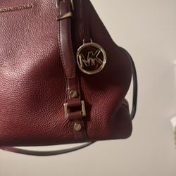 MICHAEL MICHAEL KORS Bedford Legacy Large Pebbled Leather Tote Bag in Burgundy