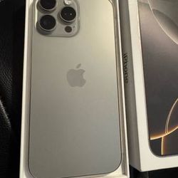 iPhone 16 pro max 256gb unlocked.