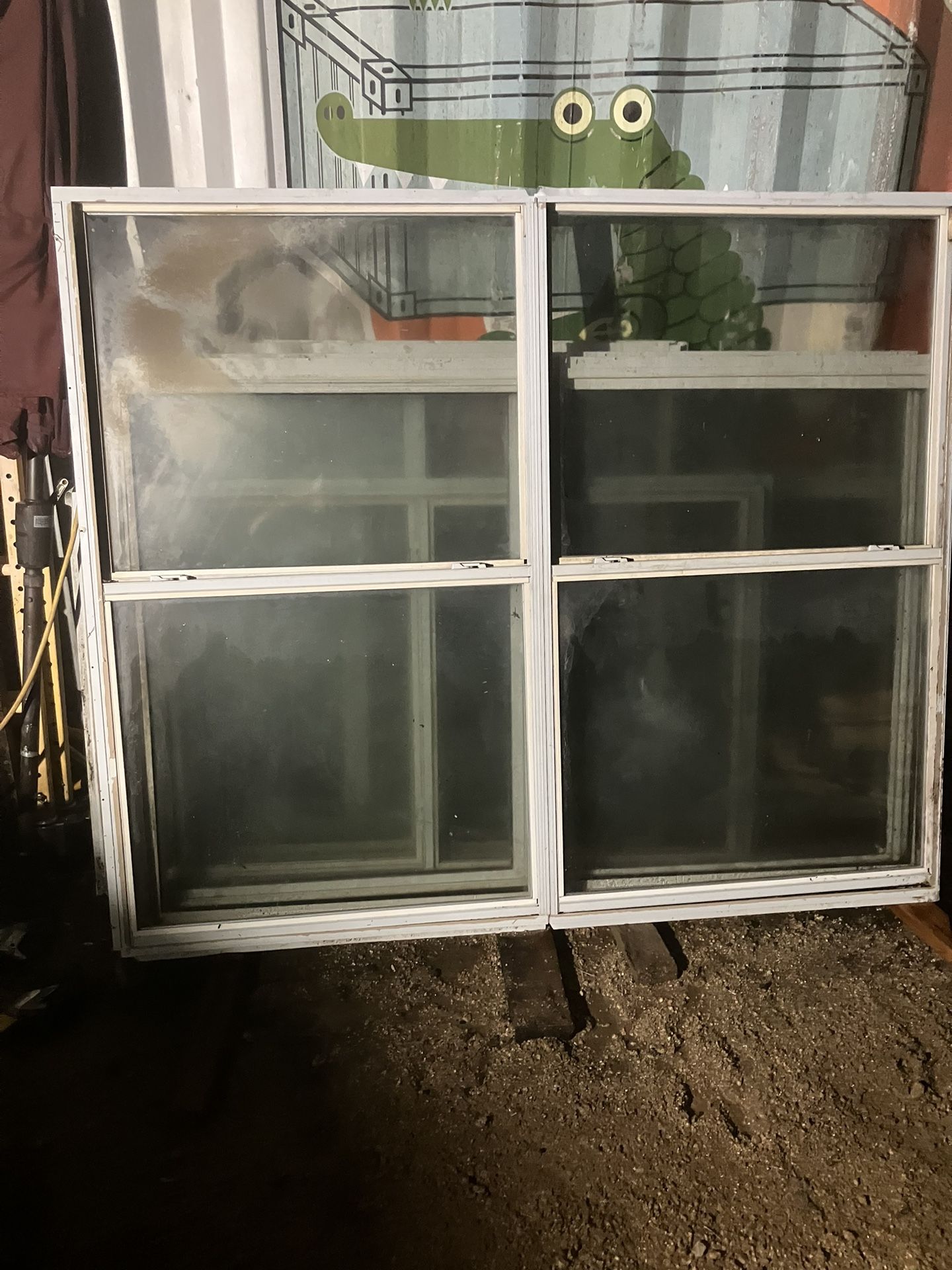 Duel Payne Windows and Mirrors