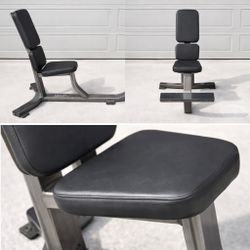 Hammer Strength 75° Utility Bench – Commercial Gym Quality