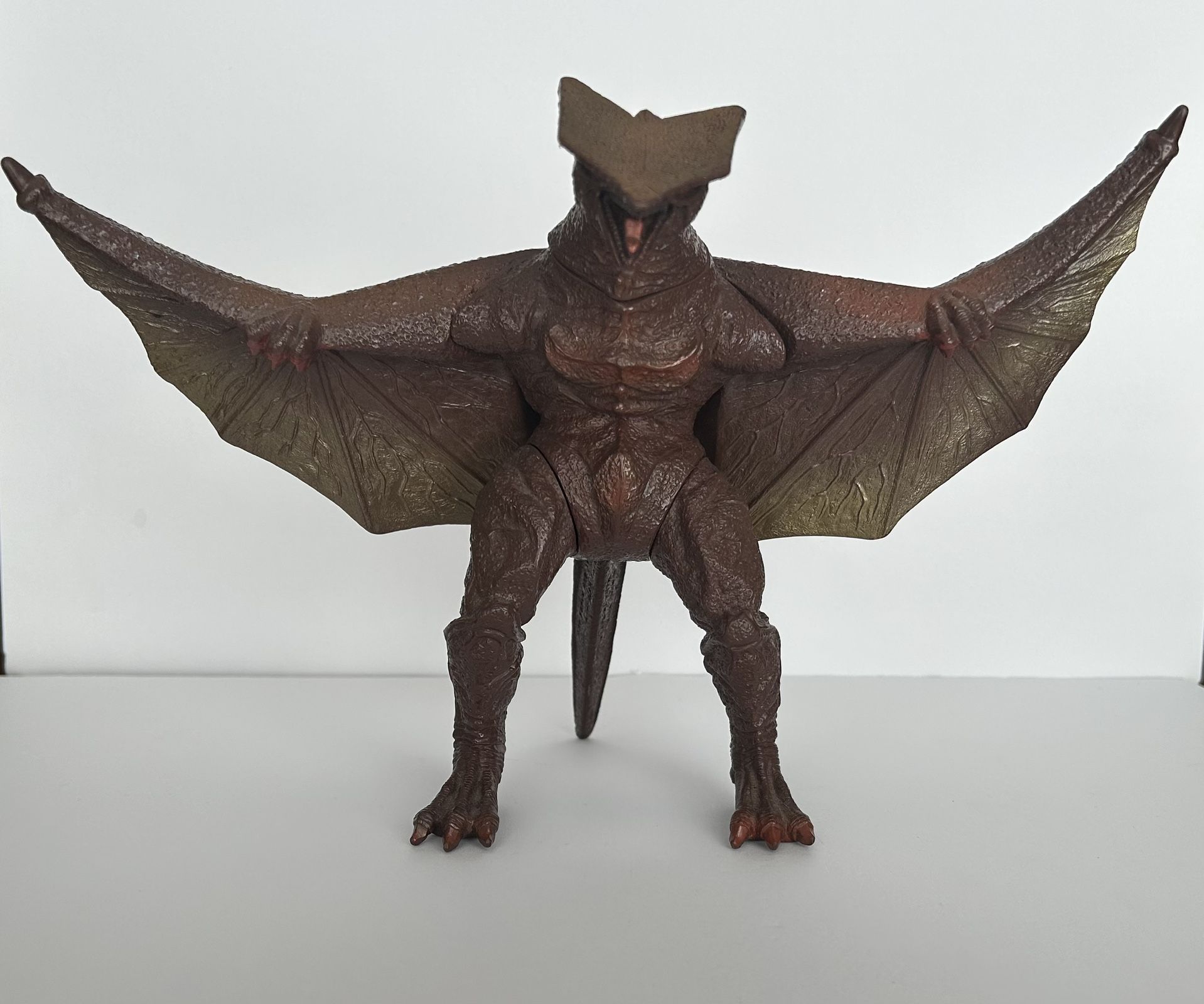 Super Gyaos Godzilla Figure Bandai 1995 8” Used