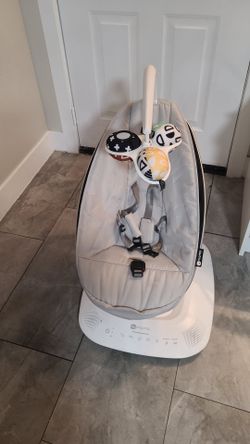 .baby relaxing mom cozy