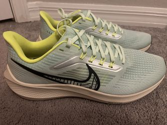 Nike Air Zoom Pegasus 39 trainers Size 10.5 M-12W